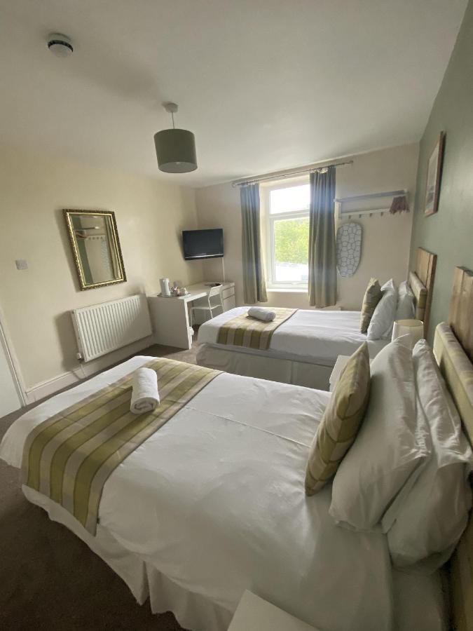 Number 19 Guest House - Self Check In - Under 4 Miles From Barrow In Furness Dalton in Furness Exterior photo
